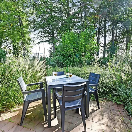 בית נופש Montferland Near Bergh Castle *
